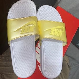Nike slides